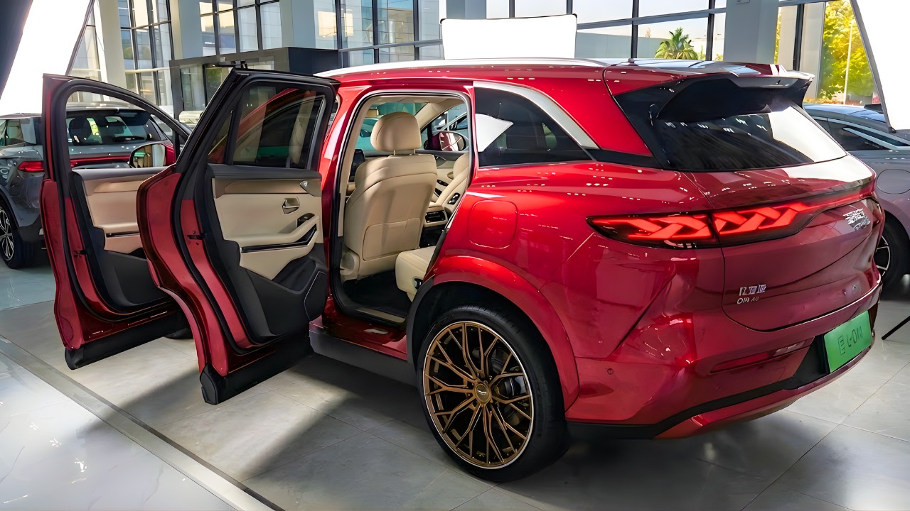 Meet 2026 BYD Tang L DM-p: 4.3s 0–100 PHEV SUV, 7-Seater Luxury, Supercar-Level Punch